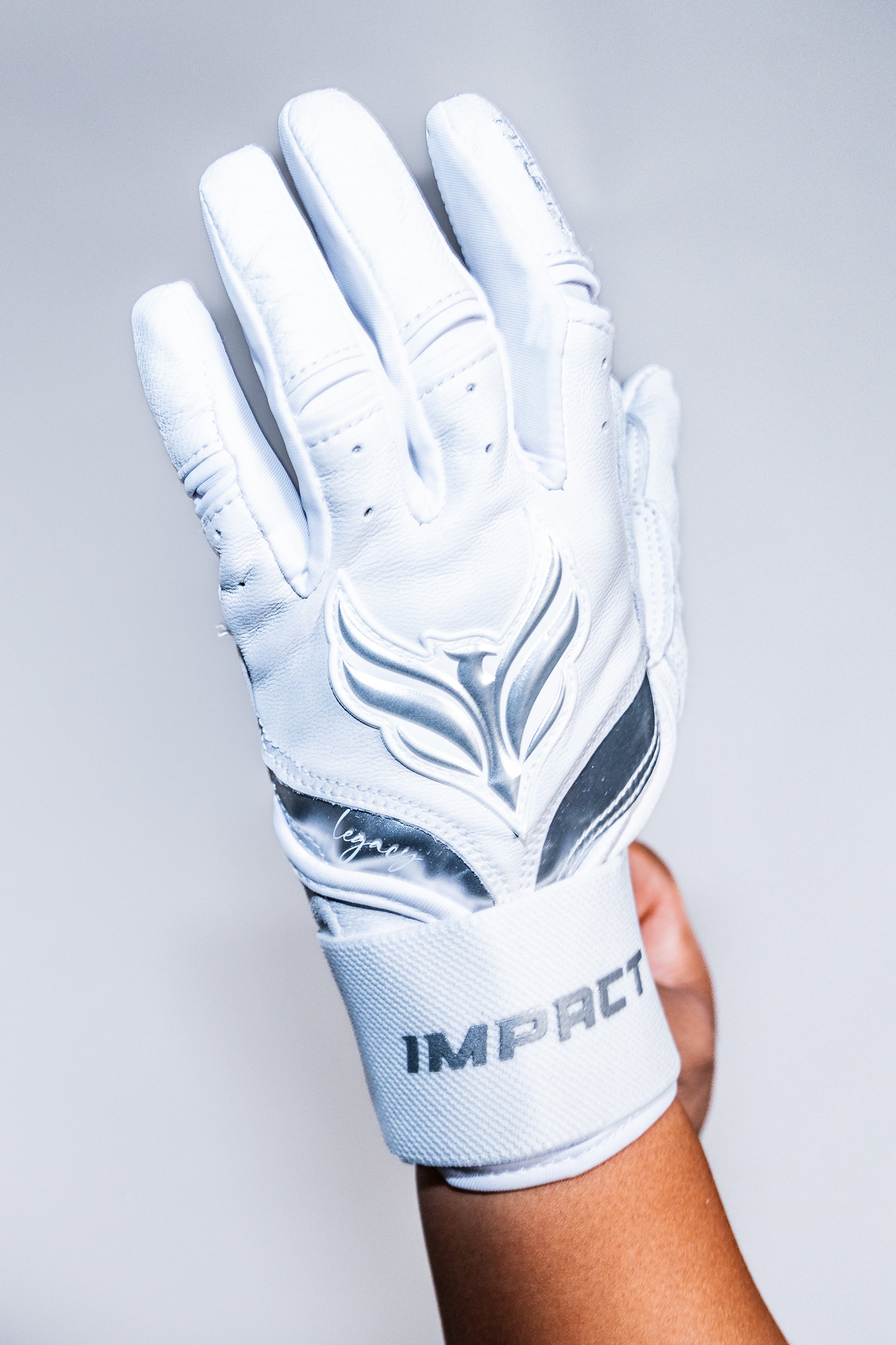 Legacy Series – Long Cuff (White/Silver)